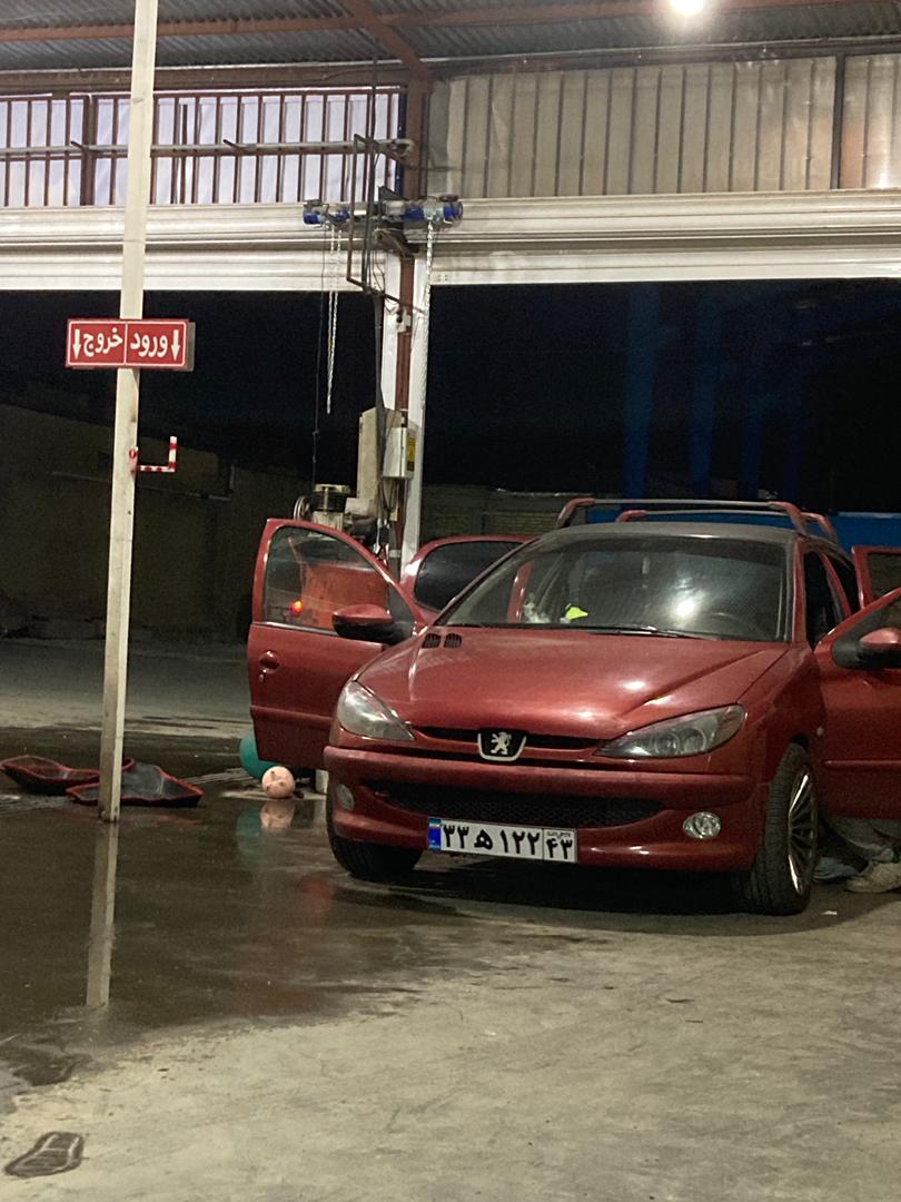 کارواش و صفرشویی ایران طاهری در فولادشهر